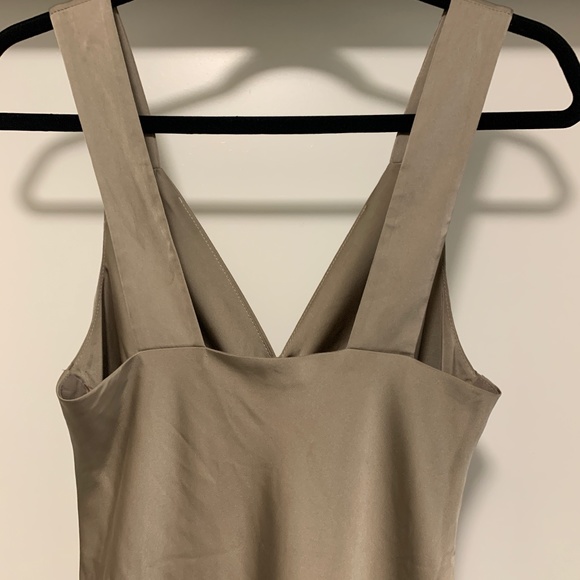 House of Harlow 1960 Beige Maxi Dress - Picture 4 of 6